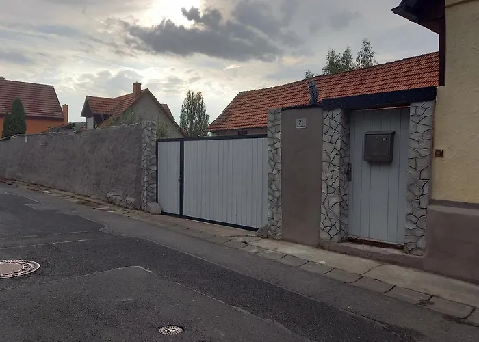 Ferienwohnung Am Schwedenberg , Trimberg